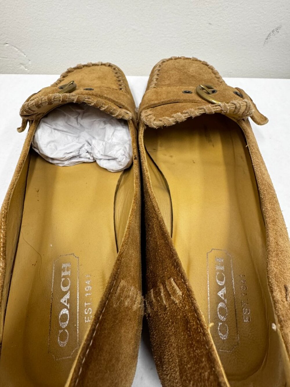 Vintage COACH Womens' Camel Natural Suede Flats Penny Loafers Buckle Stitch Deta - Picture 5 of 10